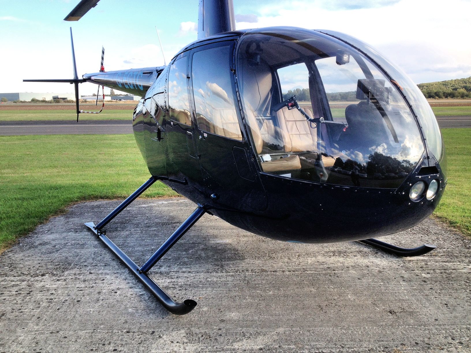 Helicopter Club Ireland hero